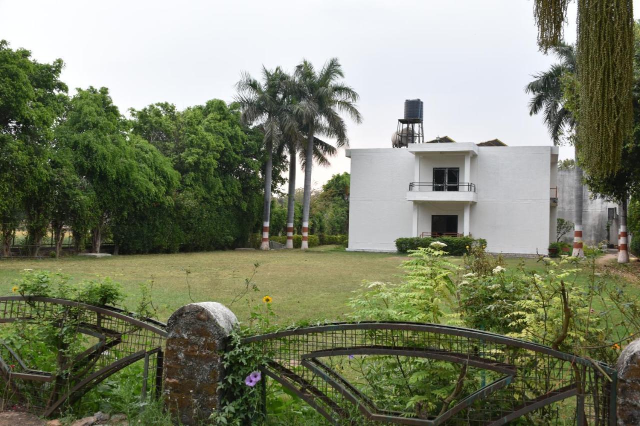 Greenwood Hotel Khajurāho Exterior foto