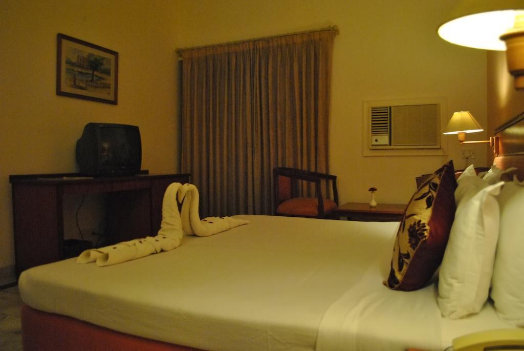 Greenwood Hotel Khajurāho Zimmer foto