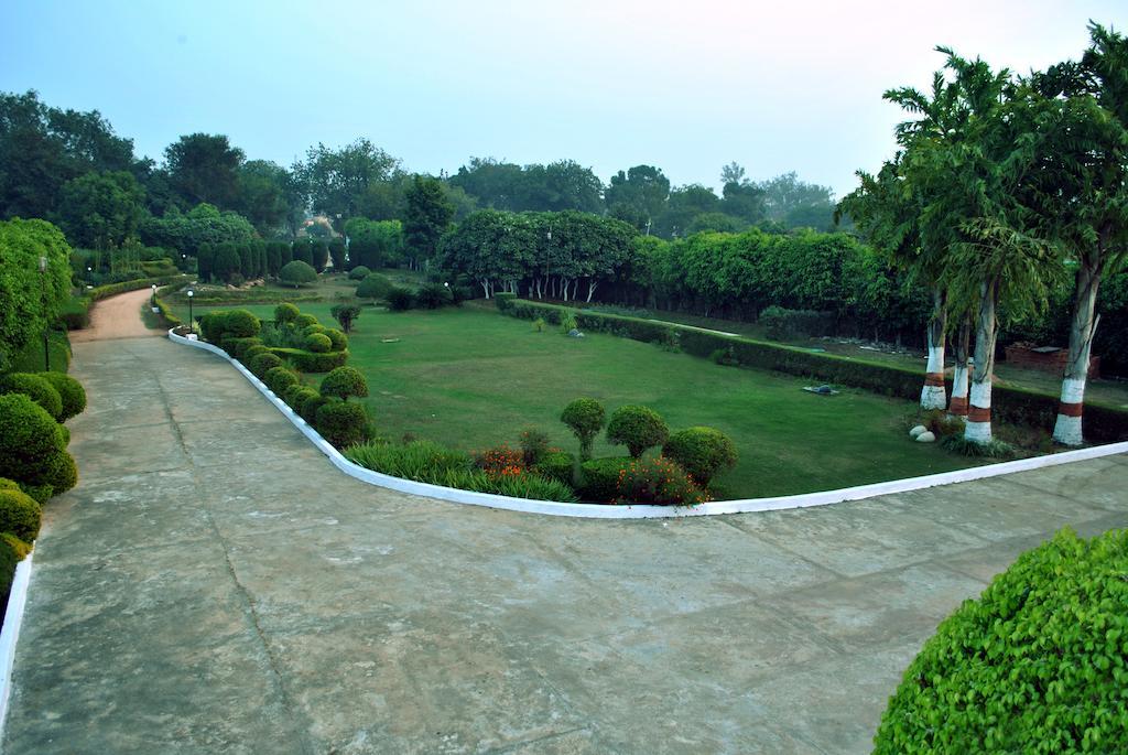 Greenwood Hotel Khajurāho Exterior foto